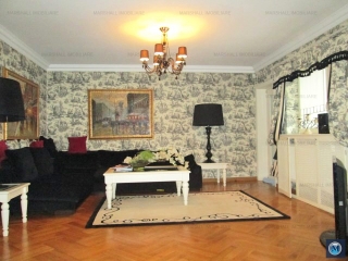 Vila cu 6 camere de vanzare, zona Ultracentral, 380 mp