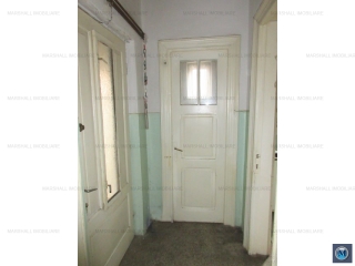 Casa cu 5 camere de vanzare, zona Central, 147.83 mp