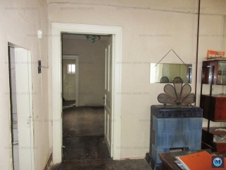 Casa cu 5 camere de vanzare, zona Central, 147.83 mp