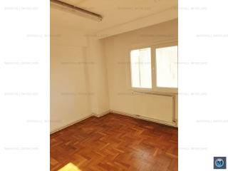Apartament 4 camere de vanzare, zona Ultracentral, 94.51 mp