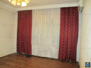 Vila cu 4 camere de vanzare, zona Central, 140 mp