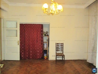 Vila cu 4 camere de vanzare, zona Central, 140 mp