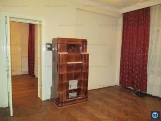 Vila cu 4 camere de vanzare, zona Central, 140 mp