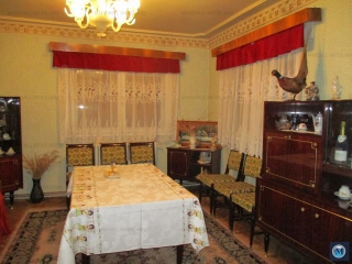 Vila cu 4 camere de vanzare in Paulesti, 100 mp