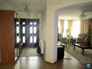 Casa cu 8 camere de vanzare in Strejnicu, 315 mp
