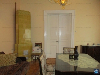 Casa cu 6 camere de vanzare, zona Ultracentral, 270 mp