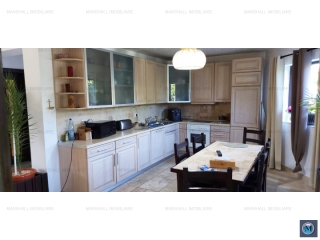 Vila cu 7 camere de vanzare, zona Exterior Vest, 371 mp