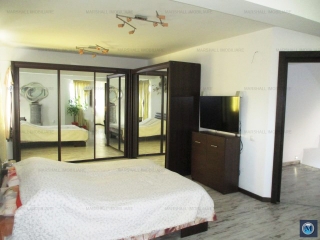Vila cu 7 camere de vanzare, zona Exterior Vest, 371 mp