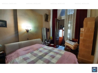 Vila cu 10 camere de vanzare, zona Central, 283.85 mp