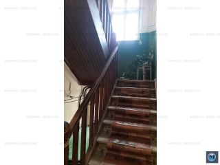 Vila cu 10 camere de vanzare, zona Central, 283.85 mp
