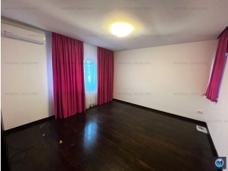 Vila cu 7 camere de vanzare in Paulesti, 372.65 mp
