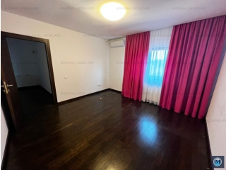 Vila cu 7 camere de vanzare in Paulesti, 372.65 mp