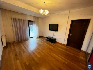 Vila cu 7 camere de vanzare in Paulesti, 372.65 mp