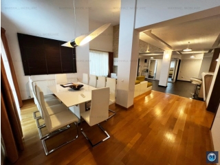 Vila cu 7 camere de vanzare in Paulesti, 372.65 mp
