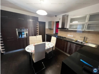 Vila cu 7 camere de vanzare in Paulesti, 372.65 mp
