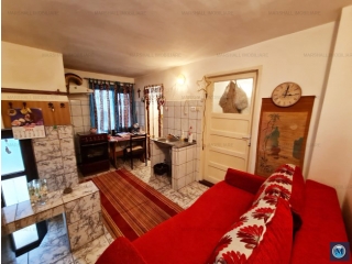 Casa cu 2 camere de vanzare, zona Central, 70 mp