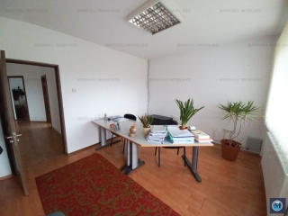 Vila cu 10 camere de vanzare in Banesti, 250 mp
