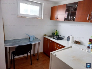 Vila cu 10 camere de vanzare in Banesti, 250 mp