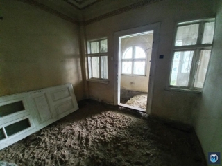 Casa cu 4 camere de vanzare, zona P-ta Mihai Viteazu, 119.83 mp