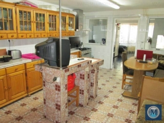 Vila cu 7 camere de vanzare, zona Republicii, 360 mp