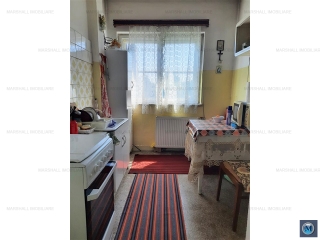Apartament 2 camere de vanzare, zona Democratiei, 48 mp