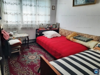 Apartament 2 camere de vanzare, zona Democratiei, 48 mp