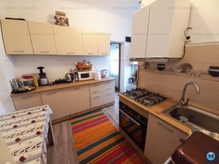 Casa cu 3 camere de vanzare, zona Central, 86.82 mp