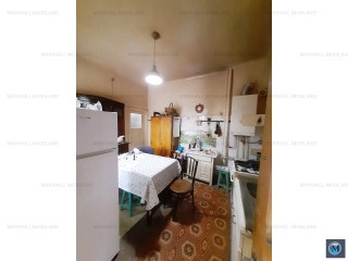 Casa cu 4 camere de vanzare, zona Cantacuzino, 178 mp