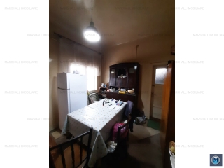 Casa cu 4 camere de vanzare, zona Cantacuzino, 178 mp