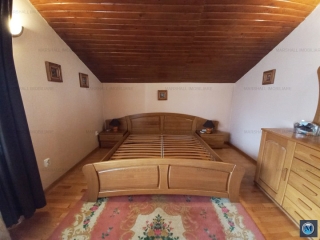 Vila cu 7 camere de vanzare, zona Central
