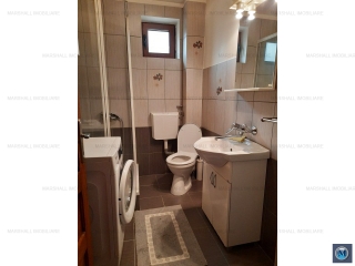 Vila cu 7 camere de vanzare, zona Central