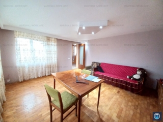 Vila cu 8 camere de vanzare in Strejnicu, 245.42 mp