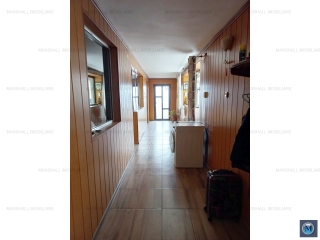 Vila cu 8 camere de vanzare in Strejnicu, 245.42 mp