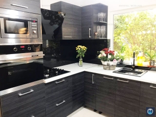 Casa cu 6 camere de vanzare, zona B-dul Bucuresti, 267.5 mp