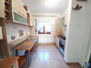 Vila cu 4 camere de vanzare, zona Central, 136.12 mp