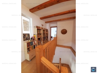 Vila cu 6 camere de vanzare, zona Republicii, 192.1 mp