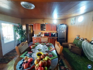 Casa cu 4 camere de vanzare in Ploiestiori, 87 mp