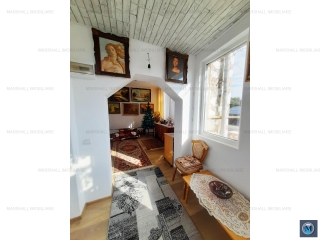 Casa cu 4 camere de vanzare in Ploiestiori, 87 mp