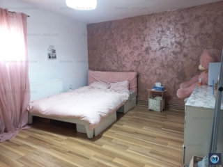 Casa cu 2 camere de vanzare, zona Lupeni, 70 mp