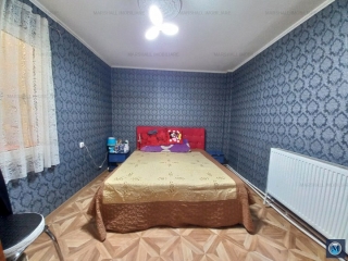 Casa cu 3 camere de vanzare, zona Sud, 50 mp