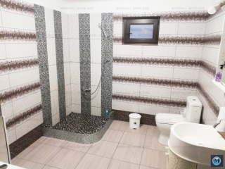 Vila cu 5 camere de vanzare in Urlati, zona Sud, 139.07 mp