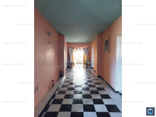 Vila cu 7 camere de vanzare, zona Marasesti, 330.96 mp