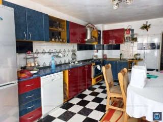 Vila cu 7 camere de vanzare, zona Marasesti, 330.96 mp