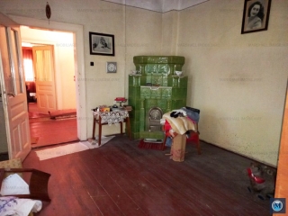 Casa cu 3 camere de vanzare, zona Nord, 109 mp