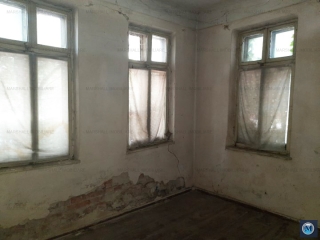 Casa cu 2 camere de vanzare, zona Buna Vestire, 77 mp