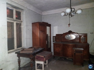 Casa cu 2 camere de vanzare, zona Buna Vestire, 77 mp
