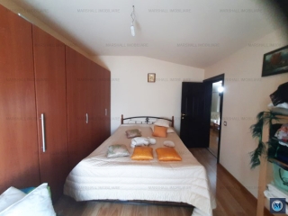 Vila cu 5 camere de vanzare in Boldesti-Scaeni, zona Nord-Est