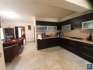 Vila cu 5 camere de vanzare in Boldesti-Scaeni, zona Nord-Est