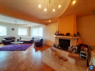 Vila cu 7 camere de vanzare in Lipanesti, 397.3 mp