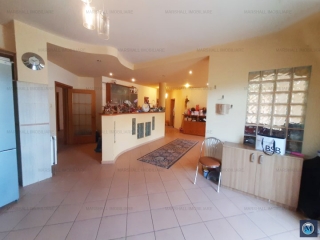 Vila cu 7 camere de vanzare in Lipanesti, 397.3 mp